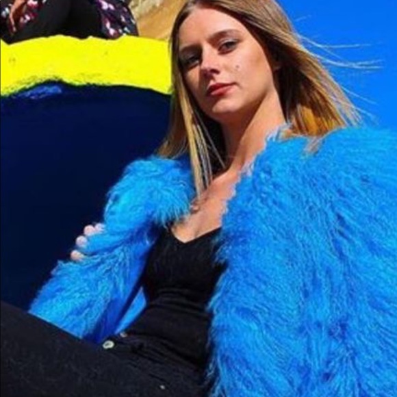 ON HOLD!  For one week. Blue magnolia lamb jacket new - Picture 3 of 6